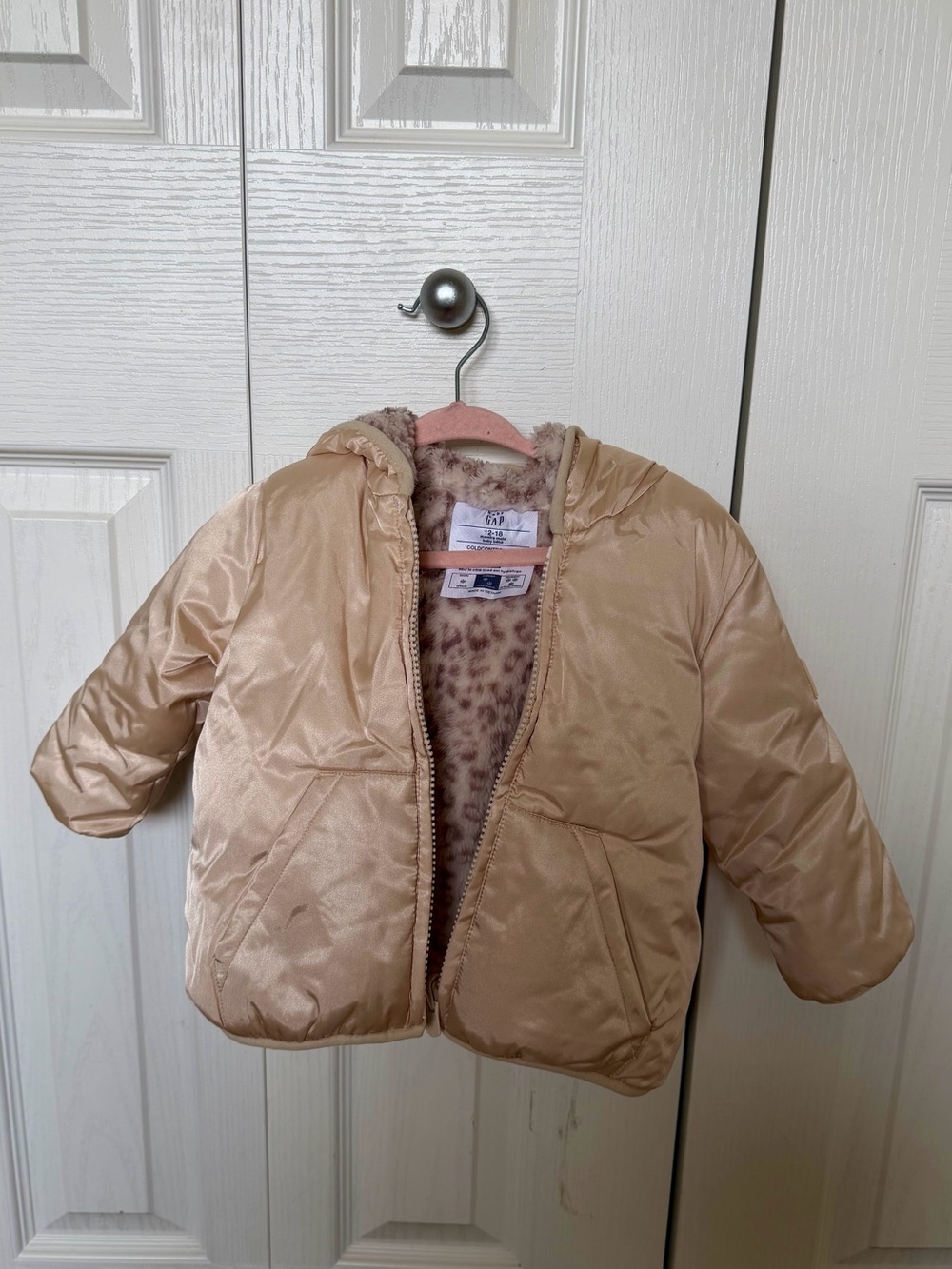 GAP Gold-Tone Puffer Jacket with Leopard Faux-Fur Lining